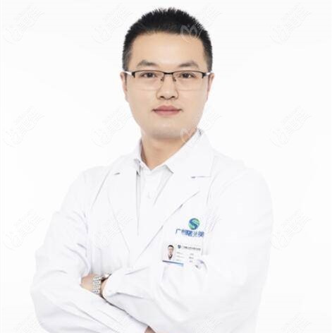 张铸 医生