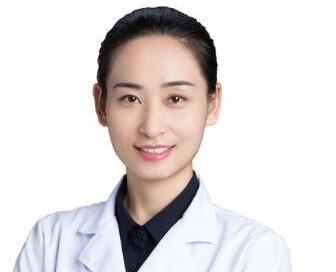 吴秀英