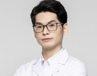 杨航