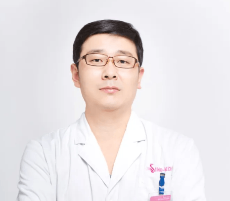 赵煜楠