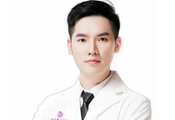 李成龙 医生