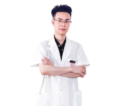 彭鑫 医生
