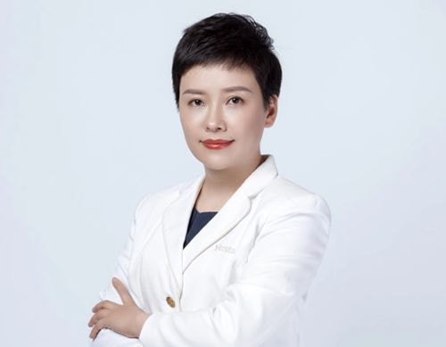成都艺星整形医院王小琴医生简介