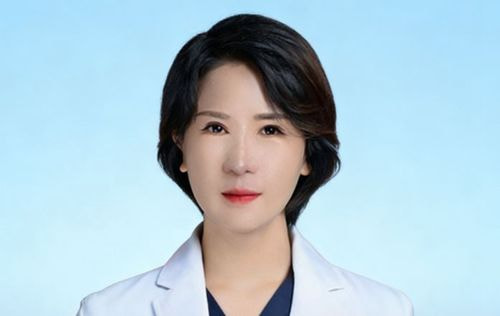 杨胜燕1.jpg