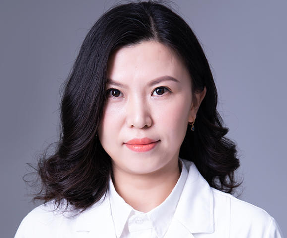 杨甄宇