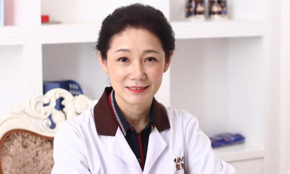 杨丽群