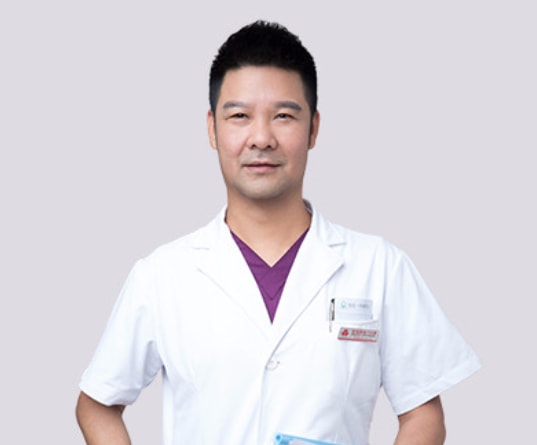 黄俊义 医生