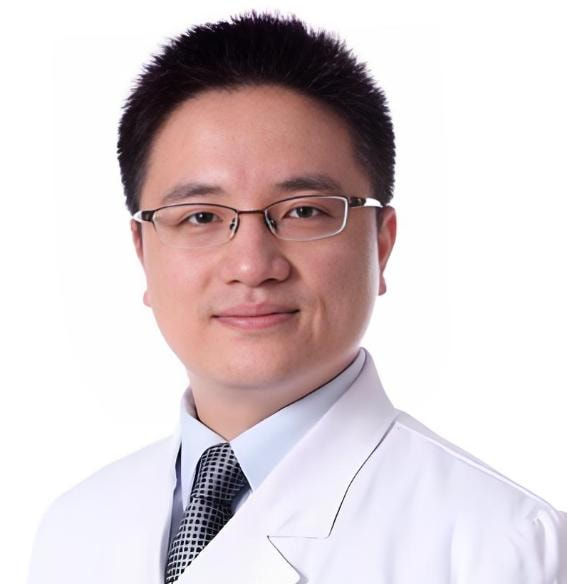 万启龙 医生
