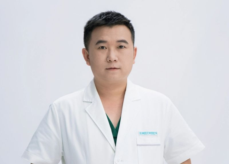 周万羽