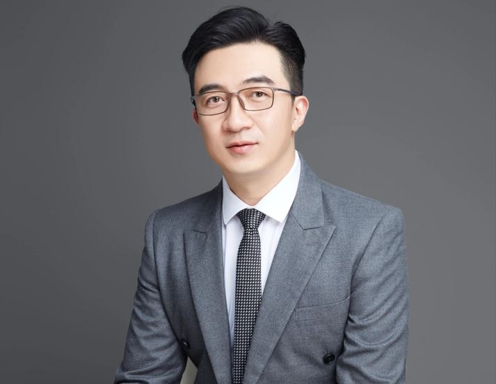 鲁昊.jpg