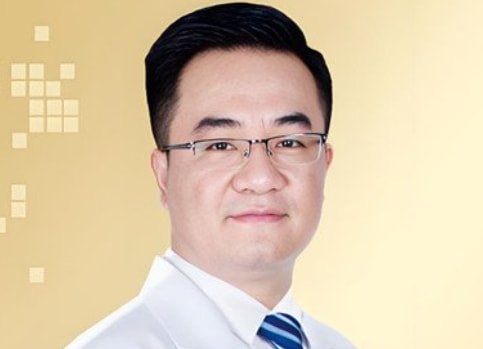 李雄艳