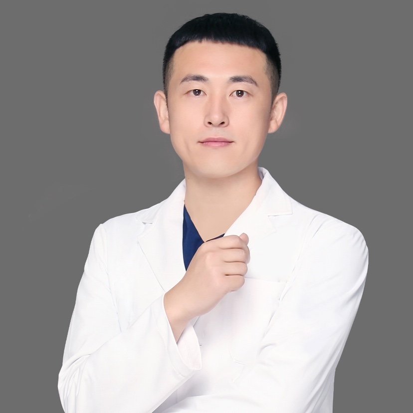 李墨 医生