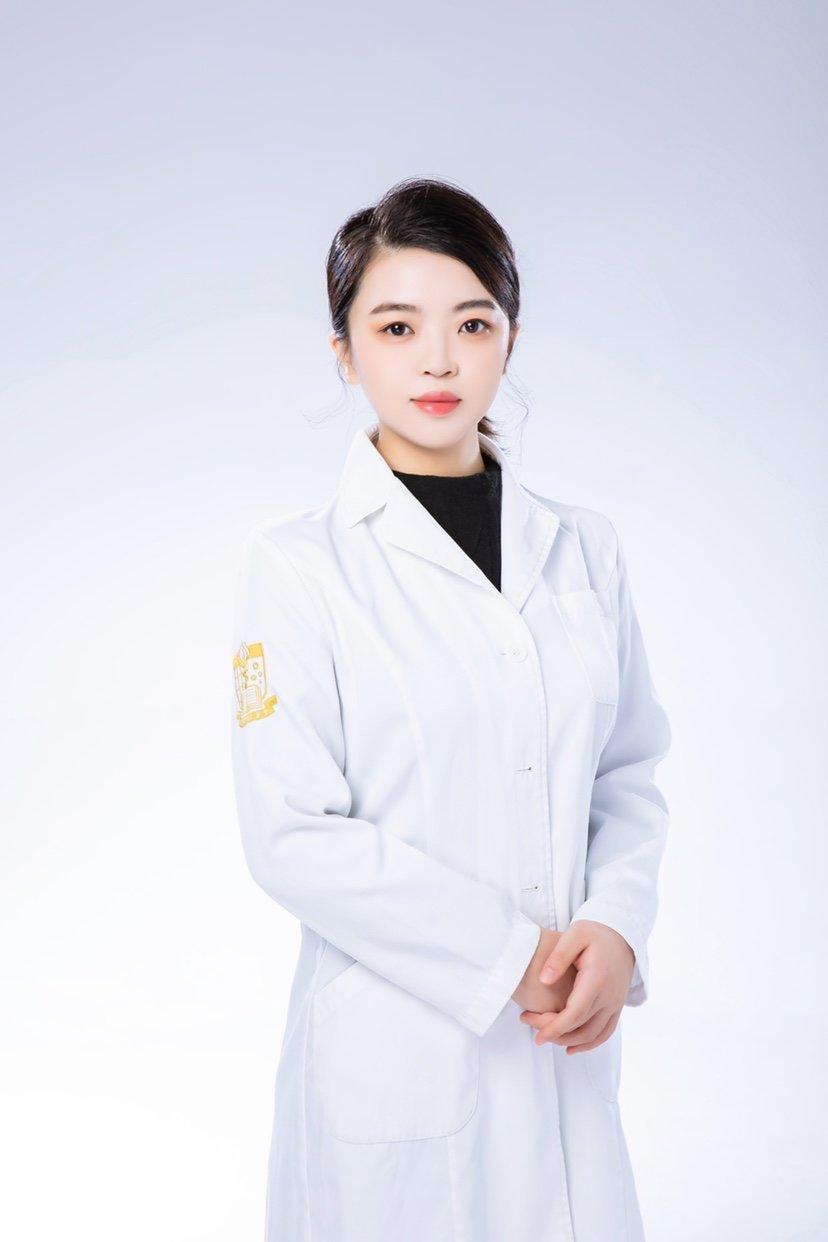 杜佳溪 医生