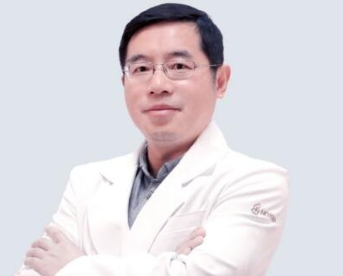 陈小伟 医生