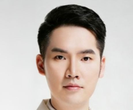 李成龙.jpg