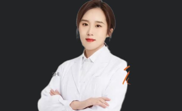 李洁琪