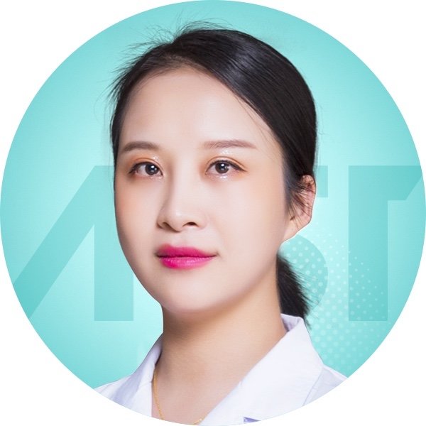 李英 医生