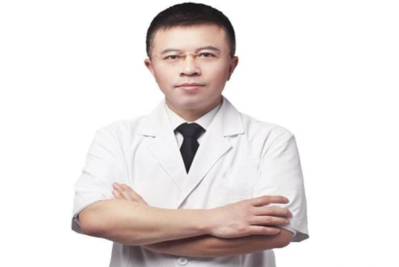 管连斌2.jpg