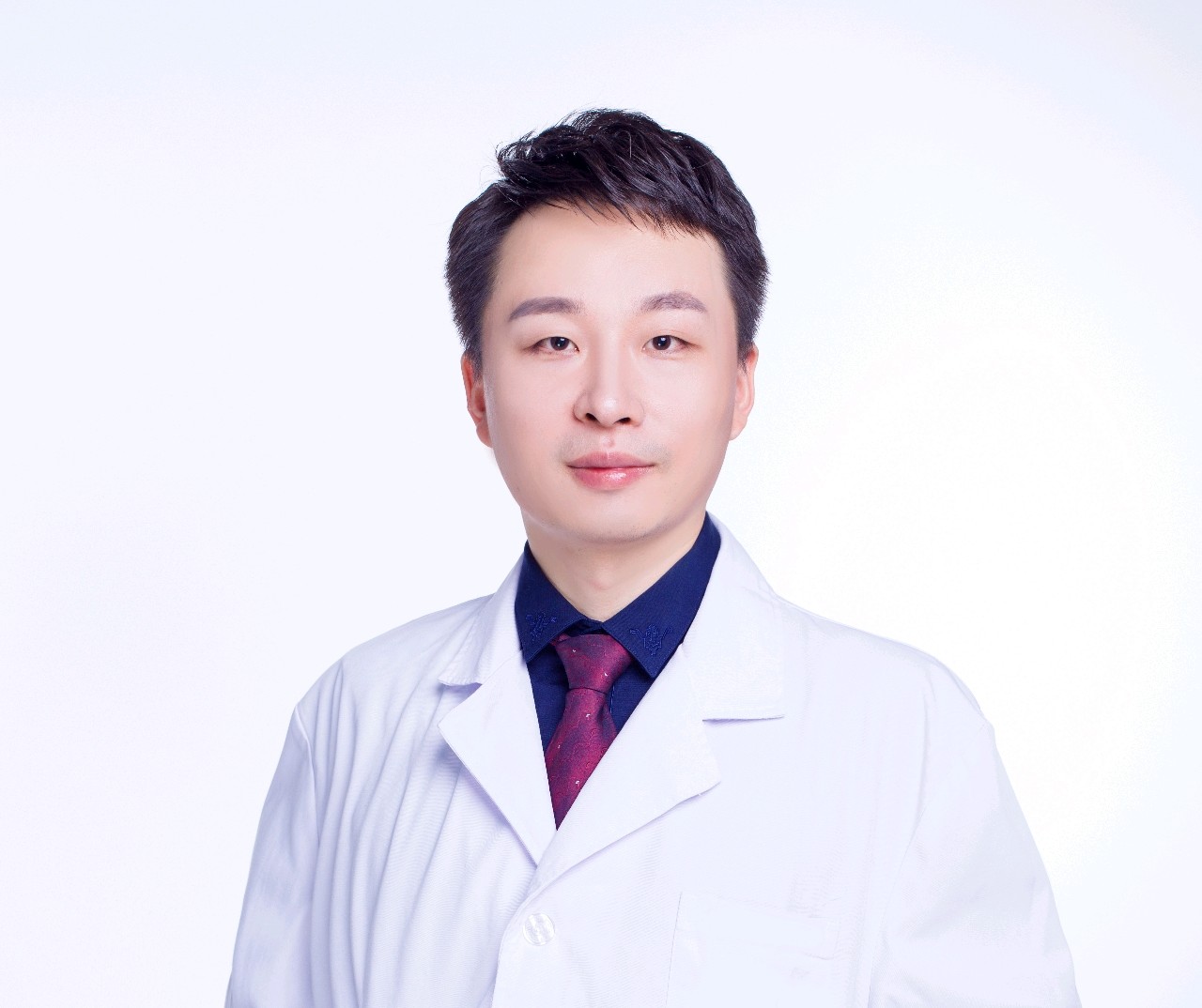 李果 医生