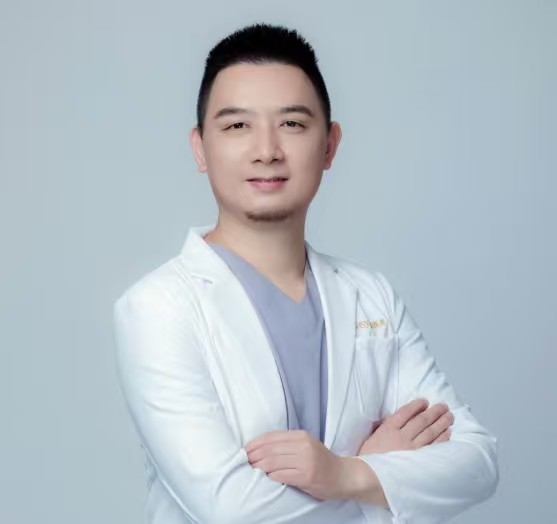 李瑶