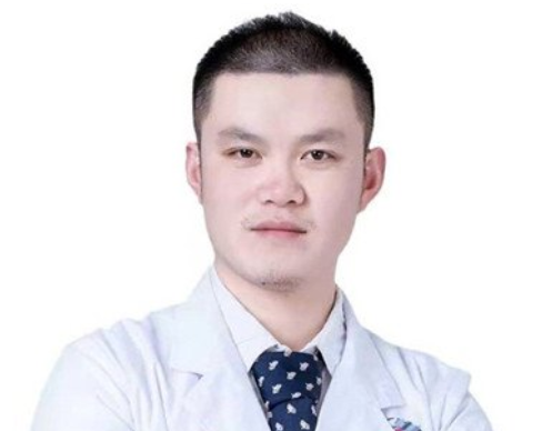刘健