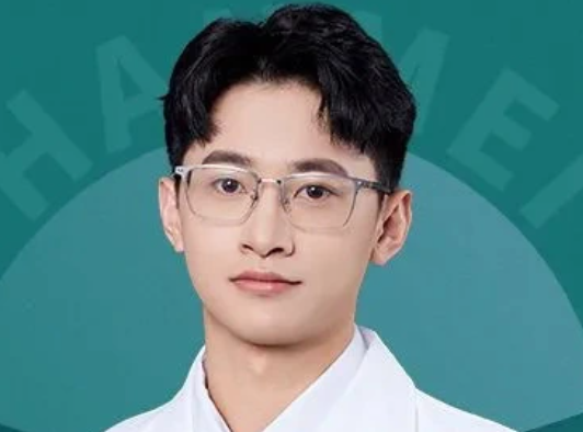李泷水 医生