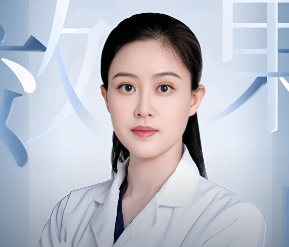 卿霞凤 医生