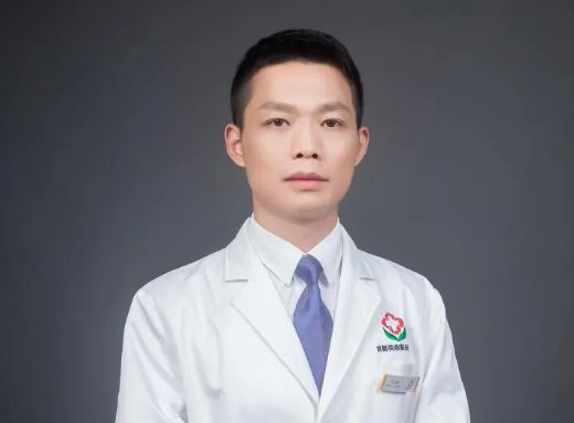 王立鹏 医生