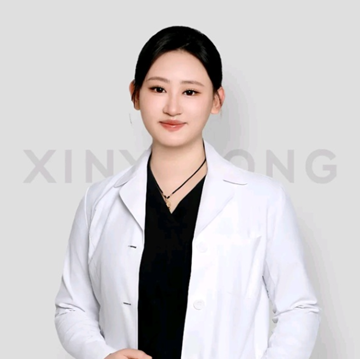 屈妍君 医生