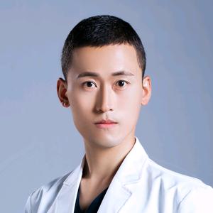 翟春雷 医生
