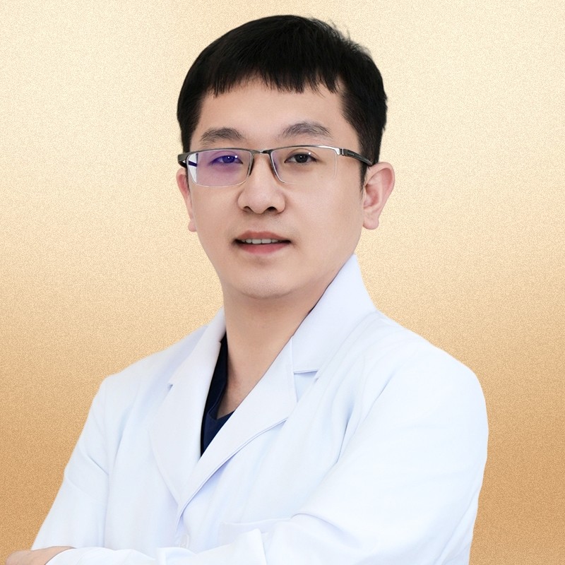 颜伟东 医生