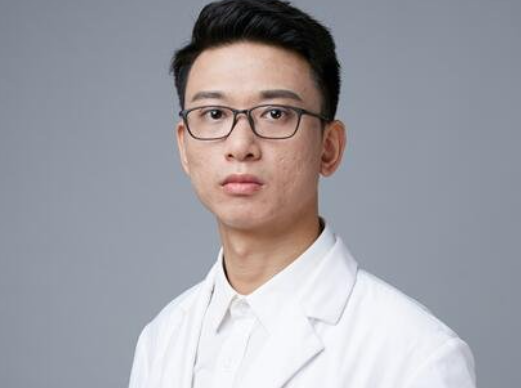 顾晟 医生