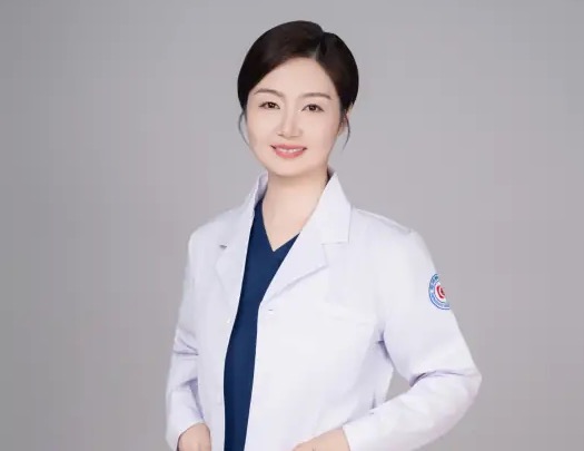  李颖颖 医生