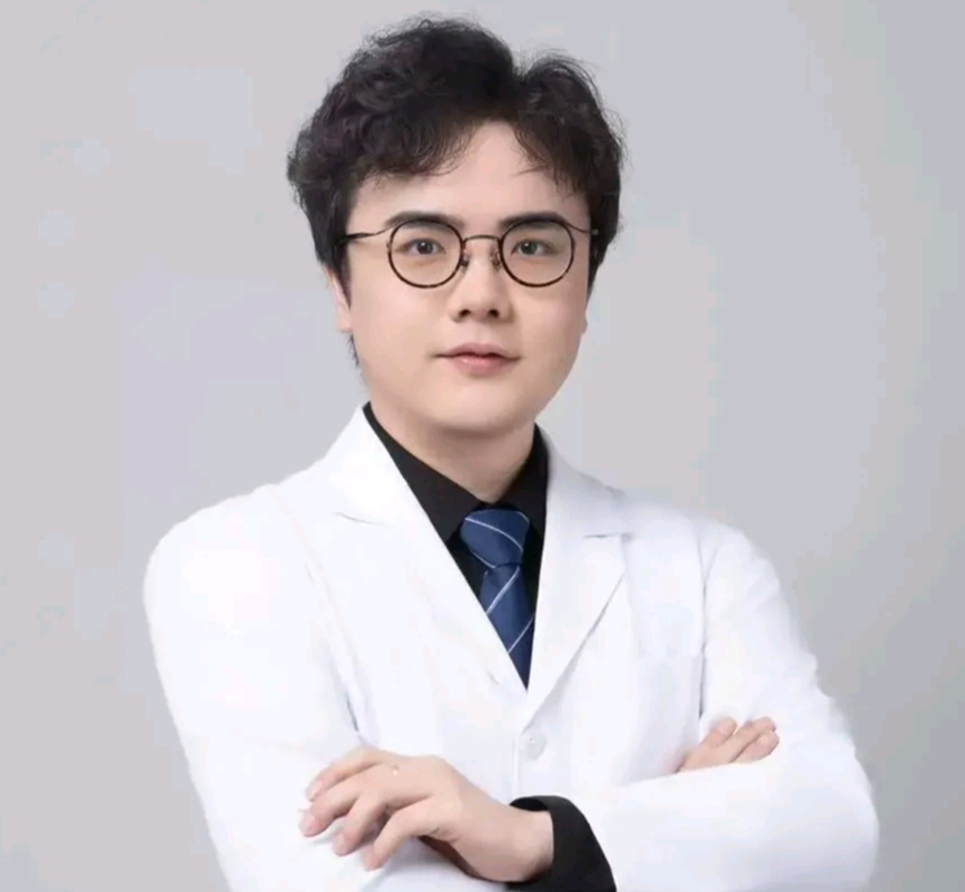 尹瀚