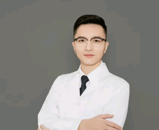 董彬