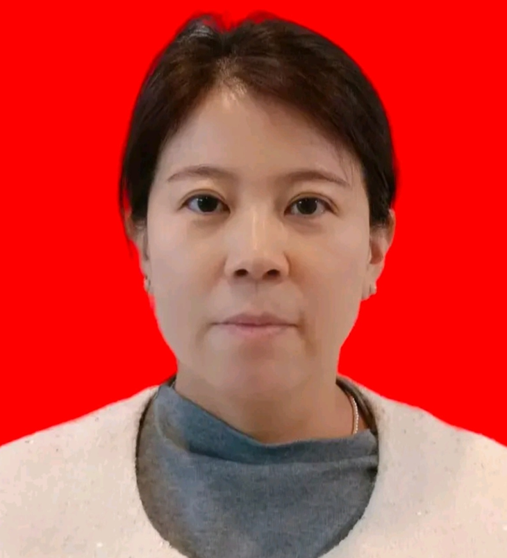 卫梅英