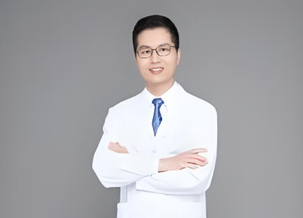 薛克墘 医生