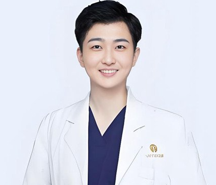 倪铭