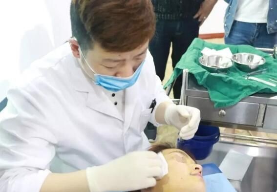 盐城东方主任王武坤揭秘半边脸注射对比效果肤色明显提亮